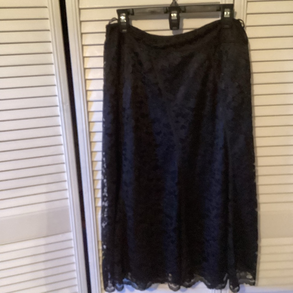 Nine West ladies lace overlay with silk lining midi evening skirt, size 10, NWT
